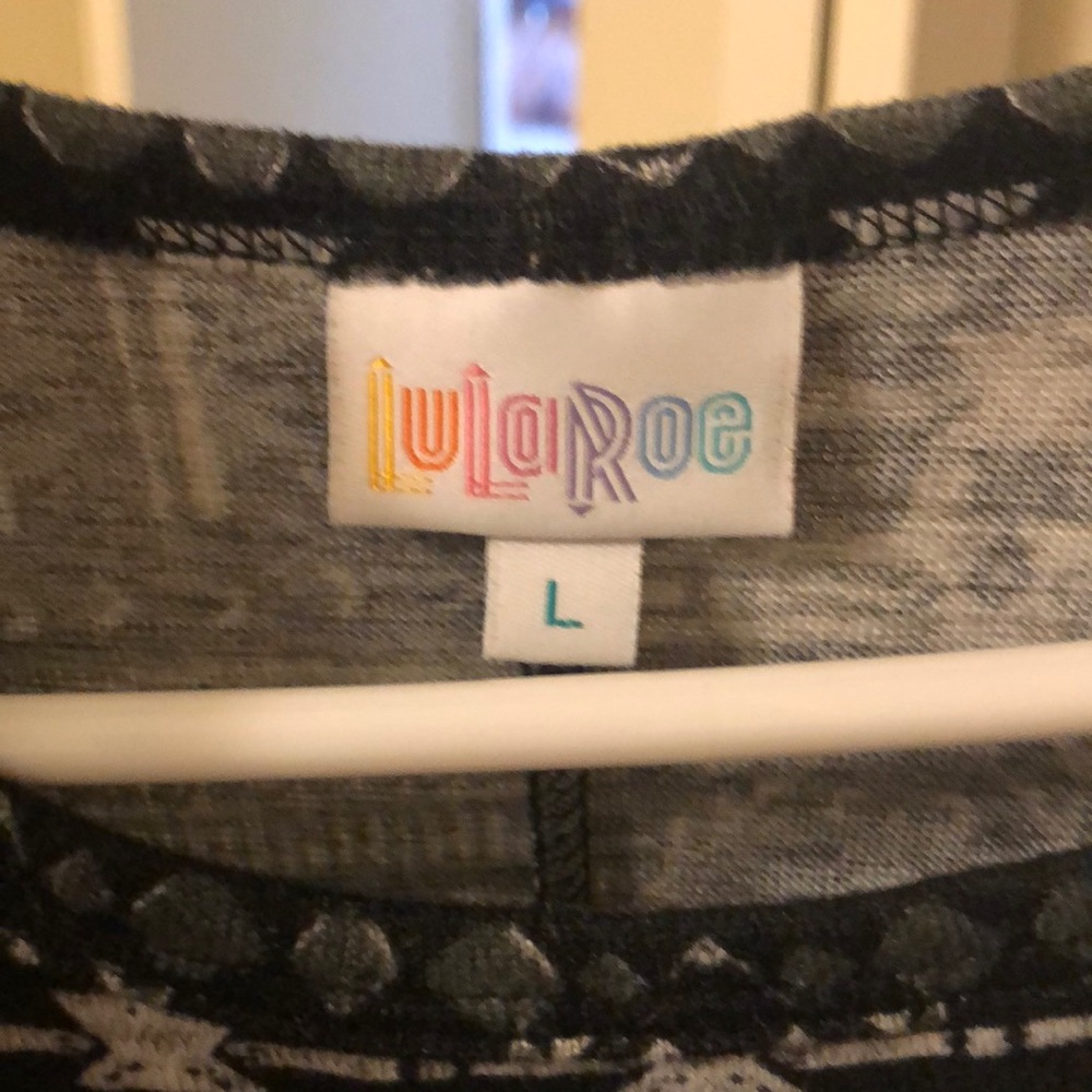 Lularoe Carly Large black and white print
